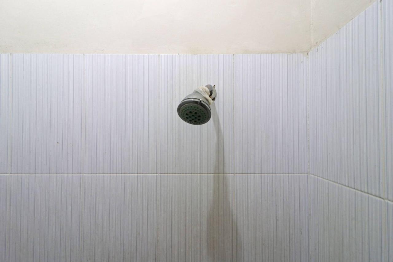 Wisma Cempaka 2 Syariah Hotel Parit  Ngoại thất bức ảnh