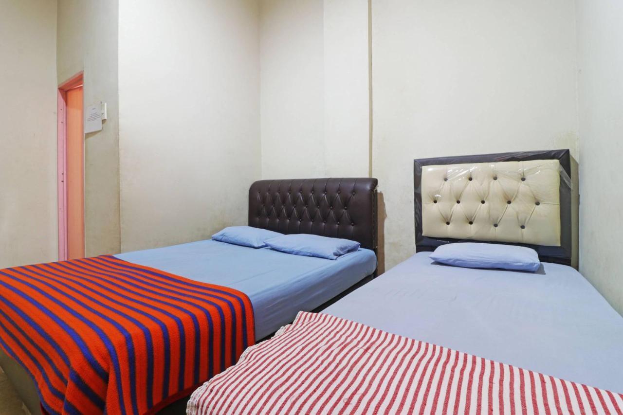 Wisma Cempaka 2 Syariah Hotel Parit  Ngoại thất bức ảnh